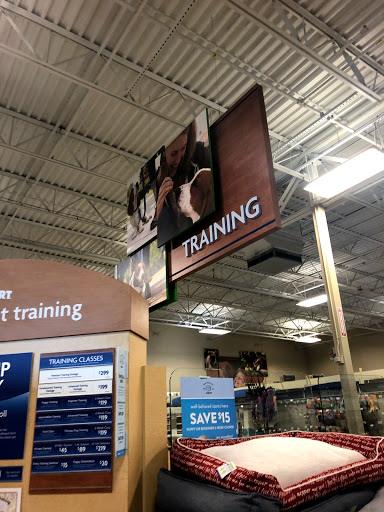 Pet Supply Store «PetSmart», reviews and photos, 7941 Winchester Rd, Memphis, TN 38125, USA