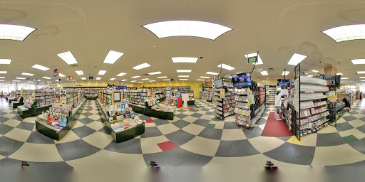 Book Store «Kinokuniya New Jersey», reviews and photos, 595 River Rd, Edgewater, NJ 07020, USA