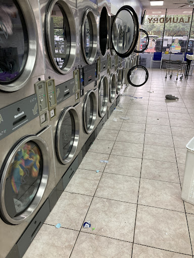 Laundromat «Dairy Plaza Laundry», reviews and photos, 1557 N Singleton Ave, Titusville, FL 32796, USA