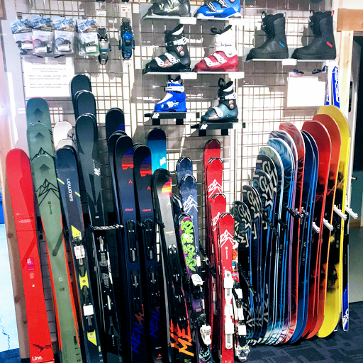 Outdoor Sports Store «Pro Ski and Mountain Service», reviews and photos, 108 W North Bend Way, North Bend, WA 98045, USA