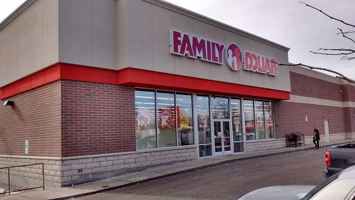 FAMILY DOLLAR, 454 E Cass St, Joliet, IL 60432, USA, 