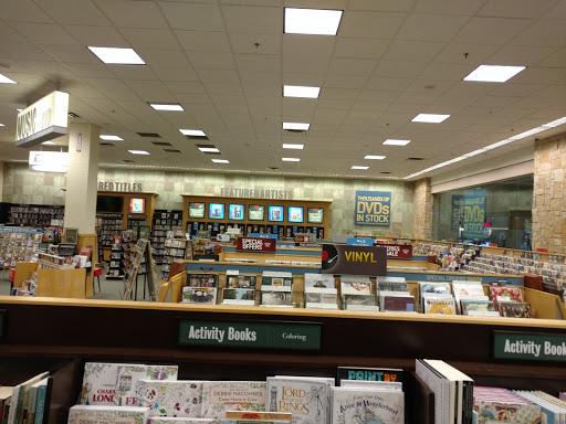 Book Store «Barnes & Noble», reviews and photos, 700 S Telshor Blvd #1390, Las Cruces, NM 88011, USA