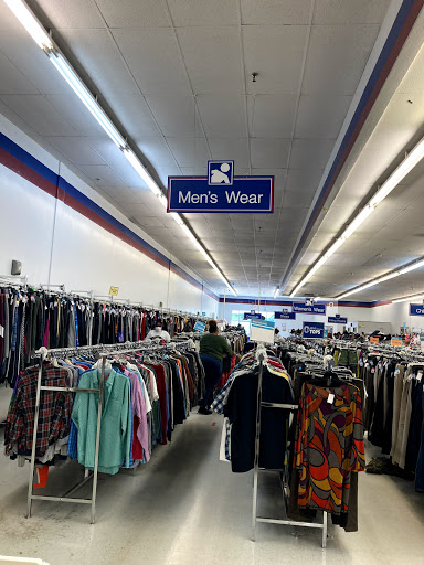 Thrift Store «Goodwill Industries of Greater Cleveland & East Central Ohio», reviews and photos, 12650A Rockside Rd, Cleveland, OH 44125, USA