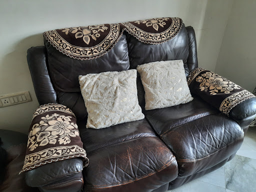 Second hand living room furniture Mumbai