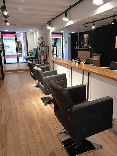 Ali chic estilistes en Tarragona, Tarragona