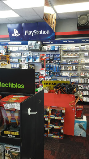 GameStop, 17124 Fort St, Riverview, MI 48193, USA, 