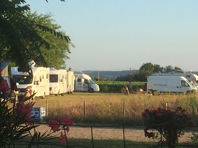 Accueil Camping-Cars Chateau Arnaud de Jacquemeau Saint-Emilion Grand Cru Bio à Saint-Émilion