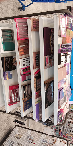 Clothing Store «Ross Dress for Less», reviews and photos, 7290 191st St, Tinley Park, IL 60477, USA