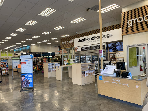 Pet Supply Store «Petco Animal Supplies», reviews and photos, 26501 Bouquet Canyon Rd, Saugus, CA 91350, USA