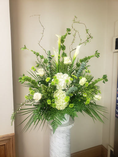 Florist «Everything Floral», reviews and photos, 543 E Main St, East Dundee, IL 60118, USA