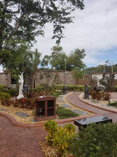 Funeral Home «Palms Woodlawn Funeral Home», reviews and photos, 27100 Old Dixie Hwy, Homestead, FL 33032, USA