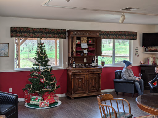 Winery «Cardwell Hill Cellars», reviews and photos, 24241 Cardwell Hill Dr, Philomath, OR 97370, USA