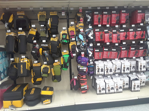 Sporting Goods Store «Academy Sports + Outdoors», reviews and photos, 4261 NW 63rd St, Oklahoma City, OK 73116, USA