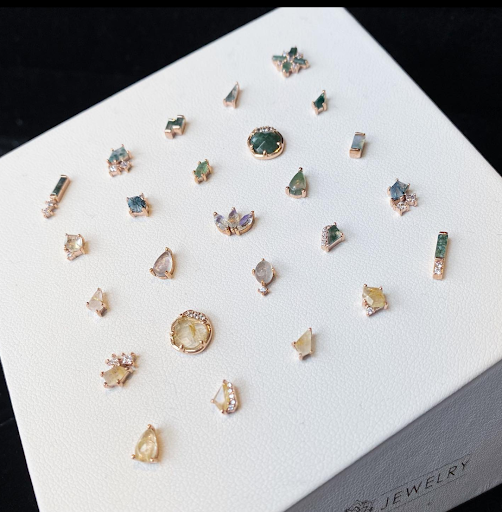 Tattoo Shop «Deep Roots Tattoo and Body Piercing», reviews and photos, 209 Bellevue Way NE, Bellevue, WA 98004, USA