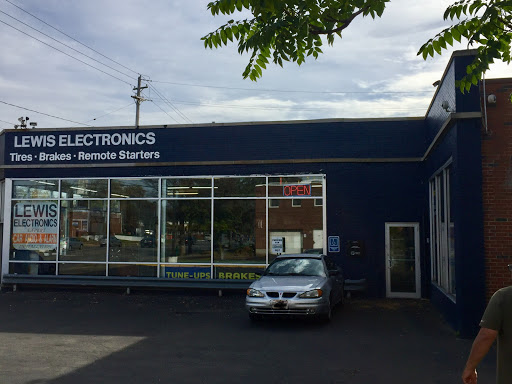 Electronics Store «Lewis Electronics», reviews and photos, 3536 Lee Rd, Cleveland, OH 44120, USA