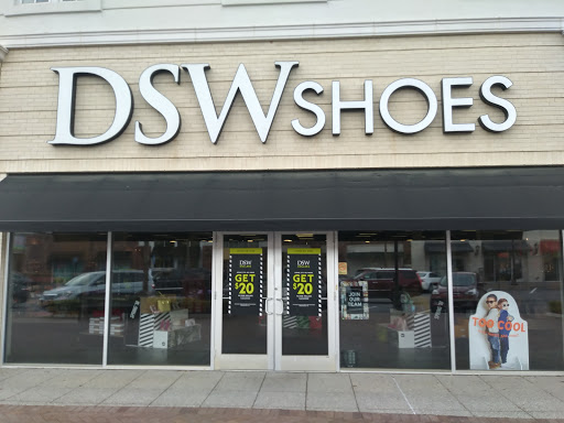 Shoe Store «DSW Designer Shoe Warehouse», reviews and photos, 346 Newnan Crossing Bypass, Newnan, GA 30265, USA