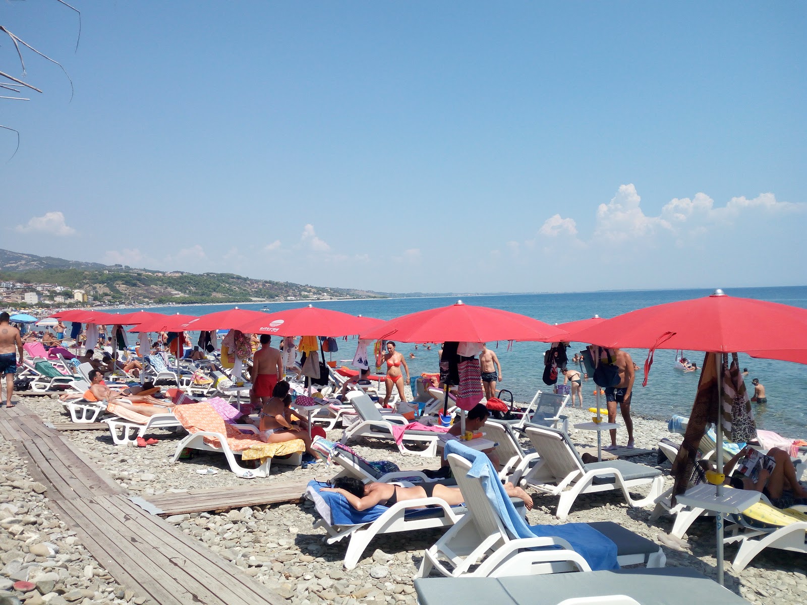 Spiaggia Montegiordano Marina'in fotoğrafı - Çocuklu aile gezginleri için önerilir
