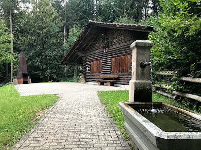 Waldhütte Leuzigen