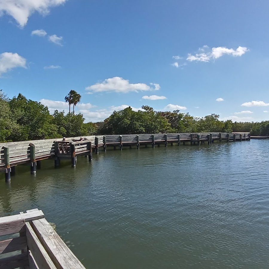 Round Island Beach Park