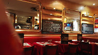 Atmosphère du Restaurant français Café de l'Olympia à Paris - n°11