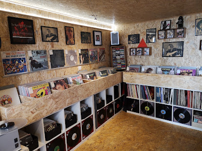 Side One records à Montmerle-sur-Saône