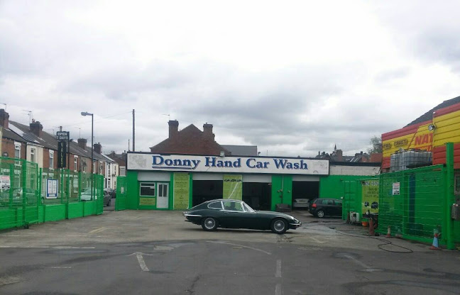 Comments and reviews of donny hand car wash