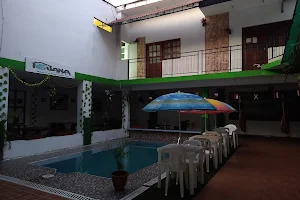 Iguana Haus image