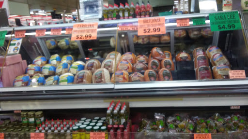 Grocery Store «Super Fresh Market», reviews and photos, 1700 N Lewis Ave, Waukegan, IL 60085, USA