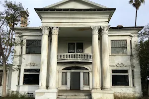 The Beckett Mansion image
