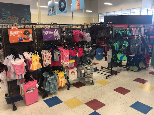 Pet Supply Store «Petco Animal Supplies», reviews and photos, 4820 South Baldwin Road #3B, Orion Township, MI 48359, USA