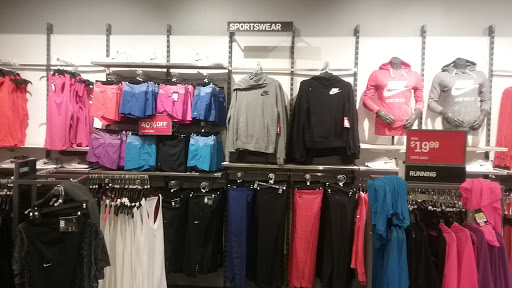Sporting Goods Store «Nike Factory Store», reviews and photos, 1 Premium Outlet Blvd #699, Tinton Falls, NJ 07753, USA