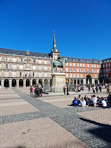 Best Locations in Madrid