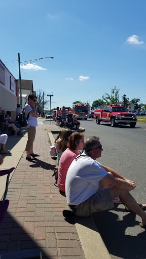 Appliance Store «Better Living Discount Appliance», reviews and photos, 77 E Railroad Ave, Jamesburg, NJ 08831, USA