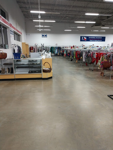 Non-Profit Organization «Goodwill Houston Donation Center», reviews and photos