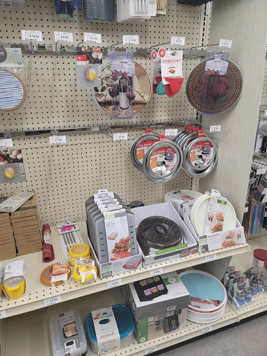 Discount Store «Big Lots», reviews and photos, 1515 Garner Station Blvd, Raleigh, NC 27603, USA