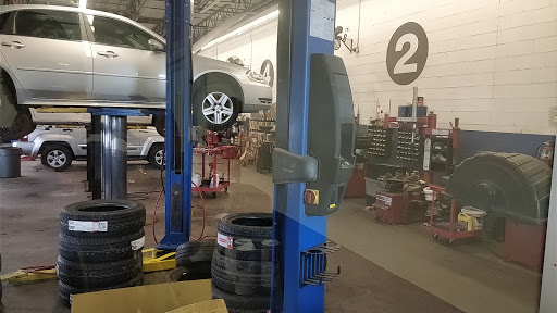 Auto Parts Store «Pep Boys Auto Parts & Service», reviews and photos, 1321 Morse Rd, Columbus, OH 43229, USA