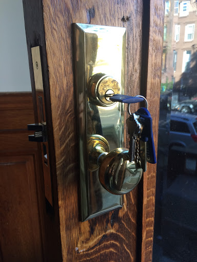 Locksmith «Always Ready Locksmith», reviews and photos, 71-22 164th St #1, Fresh Meadows, NY 11365, USA