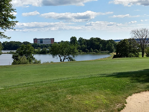 Country Club «Metacomet Country Club», reviews and photos, 500 Veterans Memorial Pkwy, East Providence, RI 02914, USA