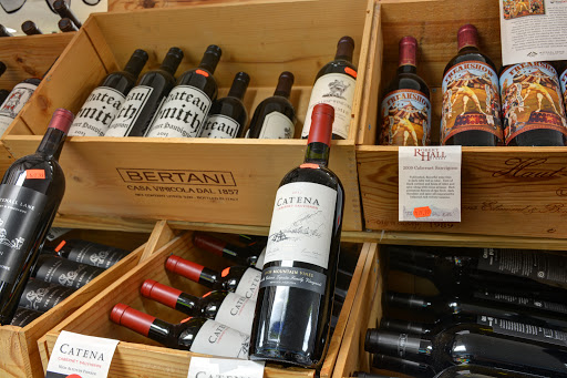 Liquor Store «The Wine House», reviews and photos, 1356 Hopmeadow St, Simsbury, CT 06070, USA