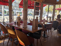 Atmosphère du Bar Restaurant Terrasse à Nantes | Bistro du Cours - n°16