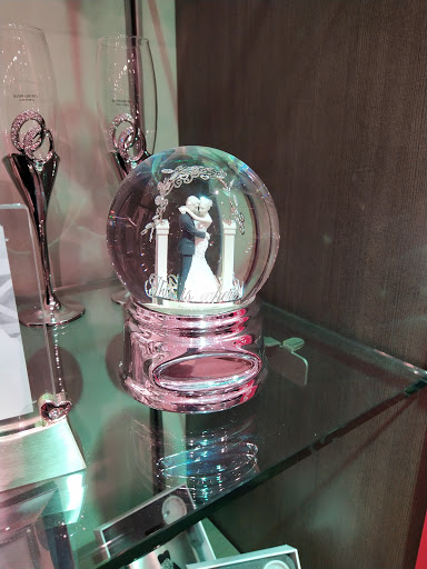 Gift Shop «Things Remembered», reviews and photos, 23000 Eureka Rd, Taylor, MI 48180, USA