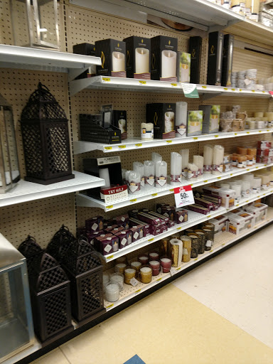 Fabric Store «Jo-Ann Fabrics and Crafts», reviews and photos, 4107 Telegraph Rd, Bloomfield Hills, MI 48302, USA