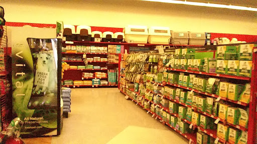 Pet Supply Store «Petco Animal Supplies», reviews and photos, 6425 Keizer Station Blvd, Keizer, OR 97303, USA
