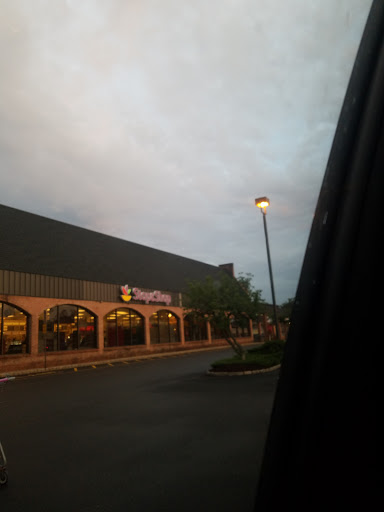 Grocery Store «Stop & Shop», reviews and photos, 404 Springfield Ave, Berkeley Heights, NJ 07922, USA