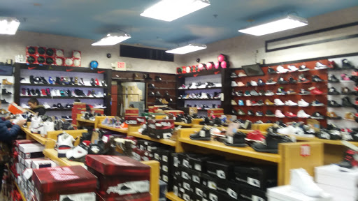Shoe Store «V.I.M.», reviews and photos, 237 Main St, City of Orange, NJ 07050, USA