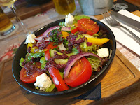 Salade grecque du Restaurant Hippopotamus Steakhouse à Paris - n°1