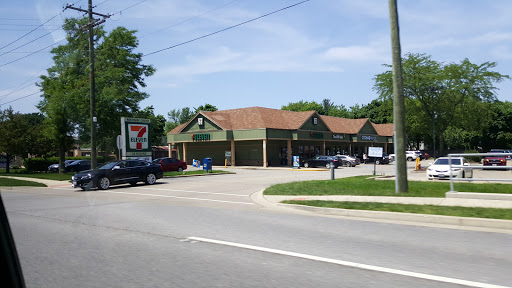 Convenience Store «7-Eleven», reviews and photos, 60 W Terra Cotta Ave, Crystal Lake, IL 60014, USA