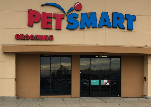 Pet Supply Store «PetSmart», reviews and photos, 533 S Broad St, Meriden, CT 06450, USA