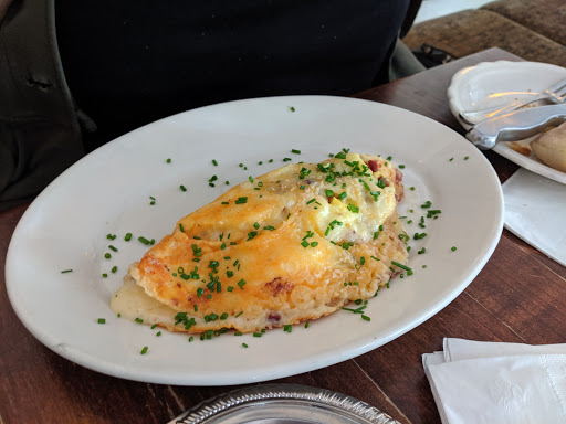 Fine Dining Restaurant «Sonoma Wine Shop / La Bodega Kitchen», reviews and photos, 2295 Gravenstein Hwy S, Sebastopol, CA 95472, USA