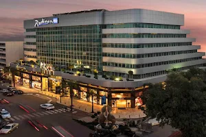 Radisson Blu Hotel, Beirut Verdun image